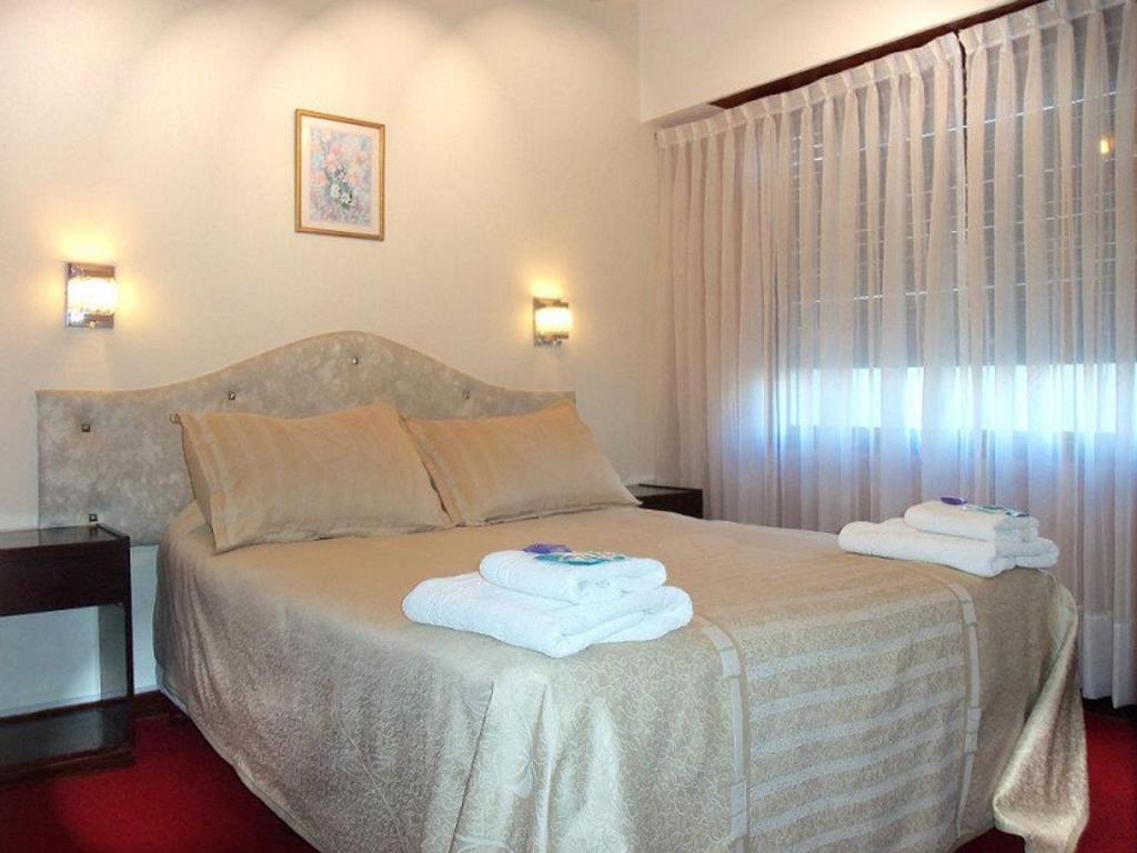 Dino'S Hotel Villa Gesell Kültér fotó